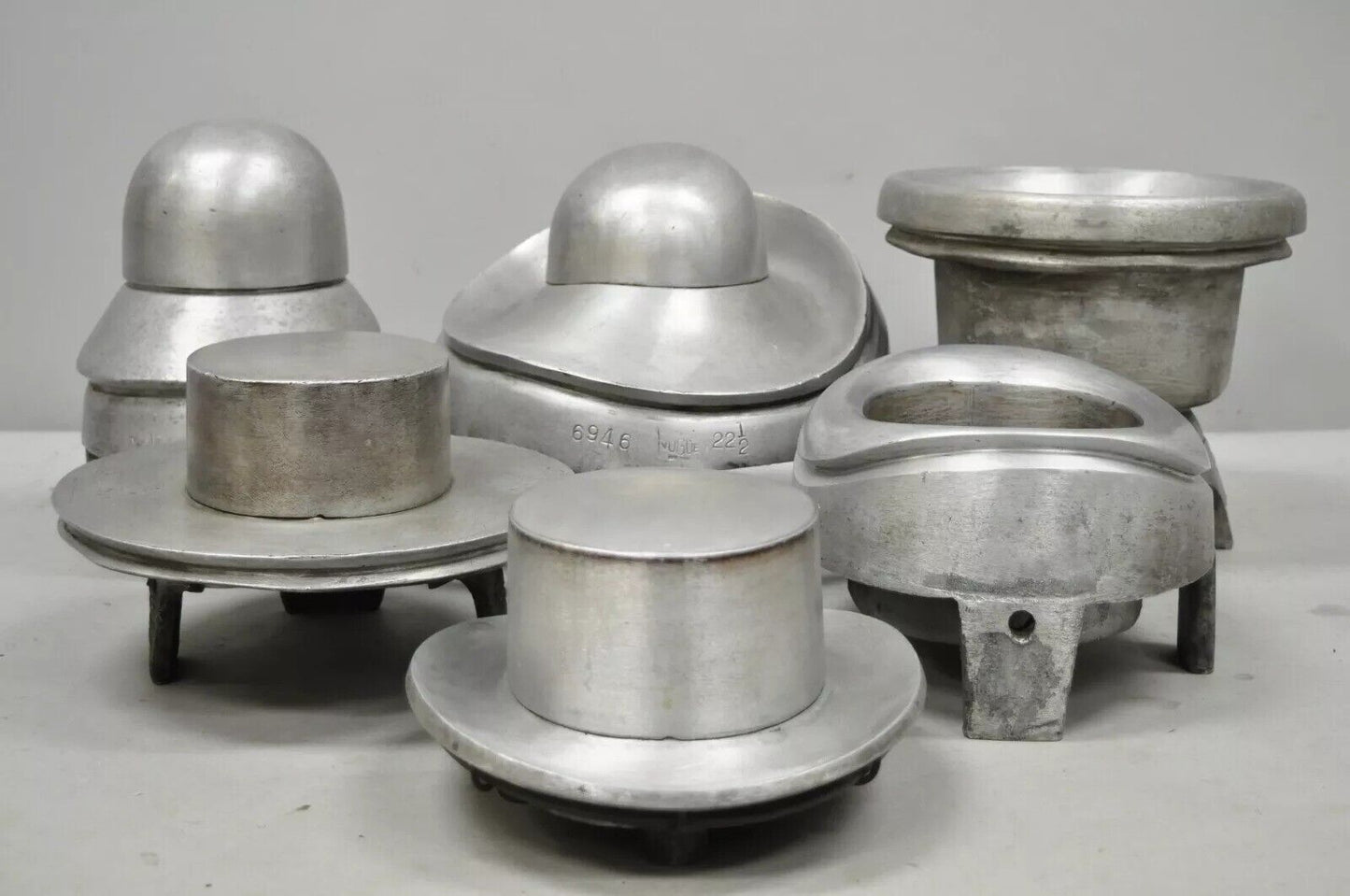 Vintage Vogue New York Aluminum 22 450 Woman's Hat Block Mold Form Millinery D