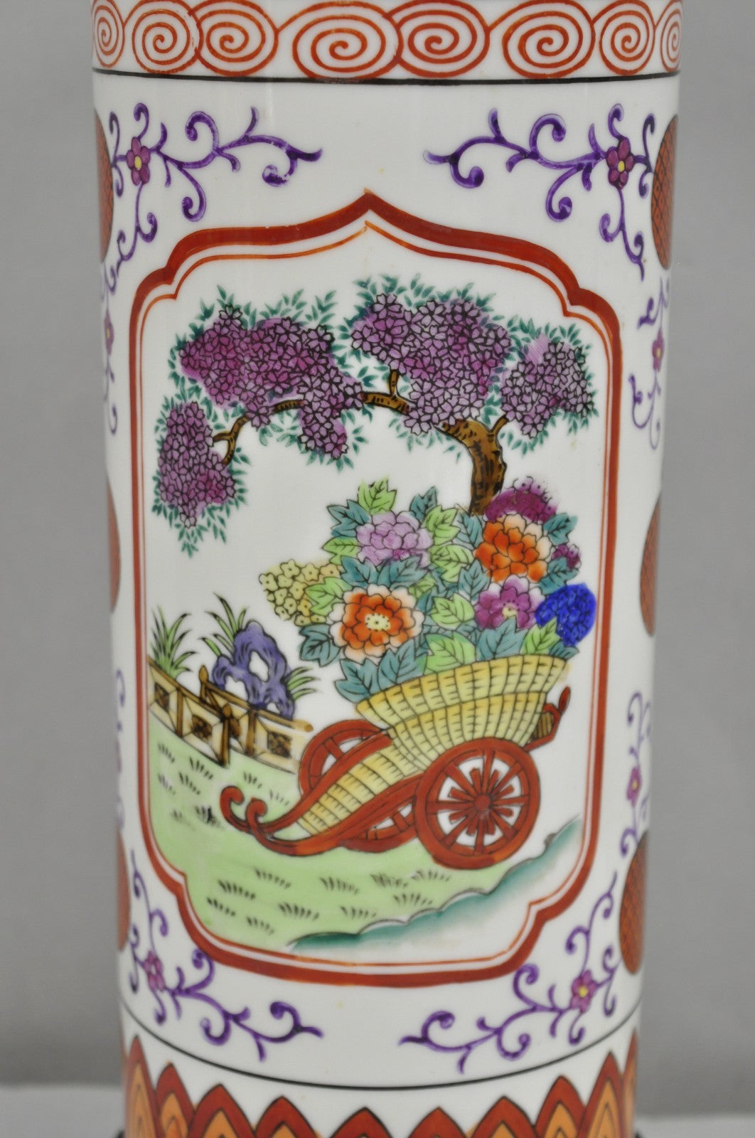 Vintage Chinoiserie Japanese Porcelain Cylinder Oriental Painted Table Lamp