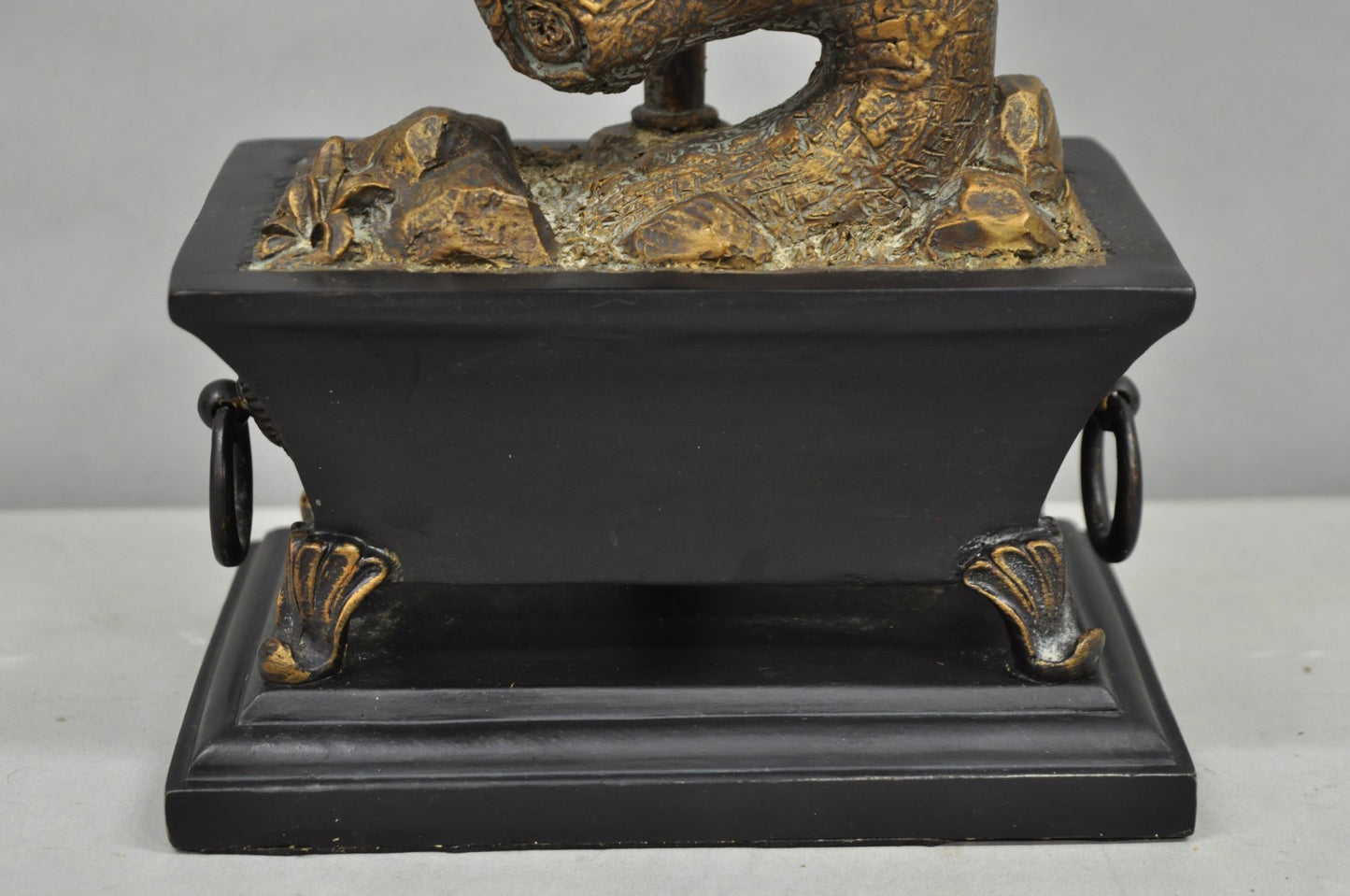 Contemporary Chinoiserie Style Bronze Finish Metal Birds on Branch Table Lamp