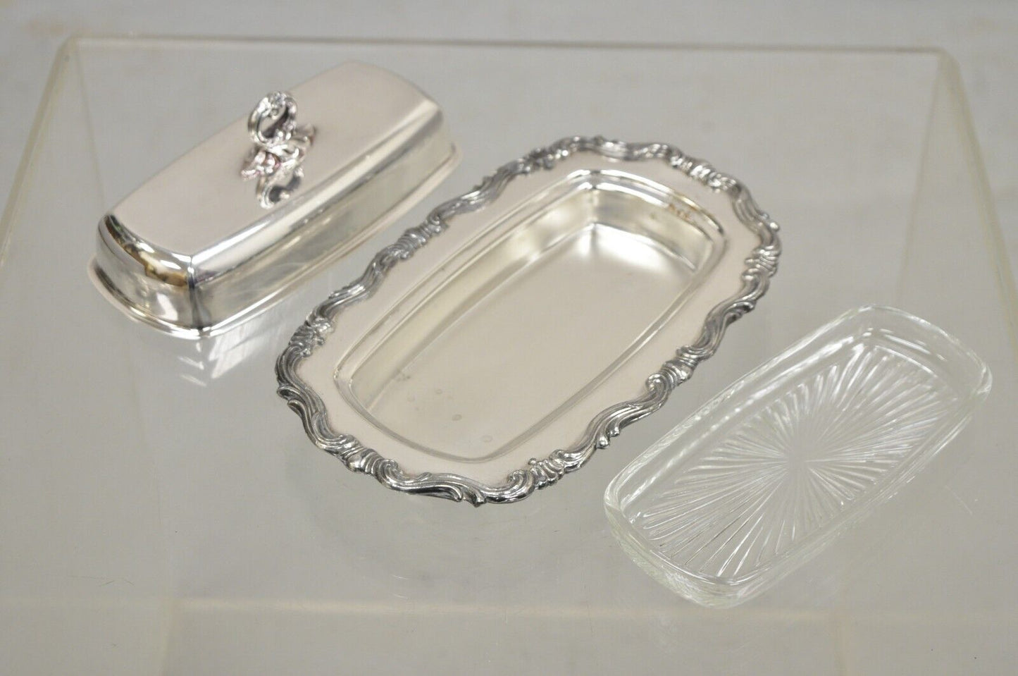 FB Rogers Silver Co. 1959X Silver Plated Covered Butter Dish w/ Glass Liner