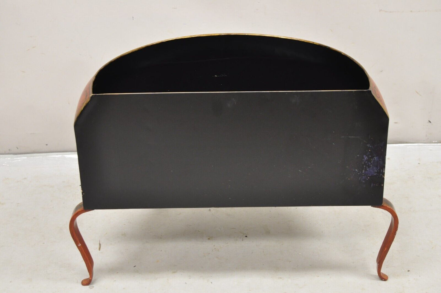 Italian Red Tole Chinoiserie Gilt Decorated Floor Jardiniere Planter