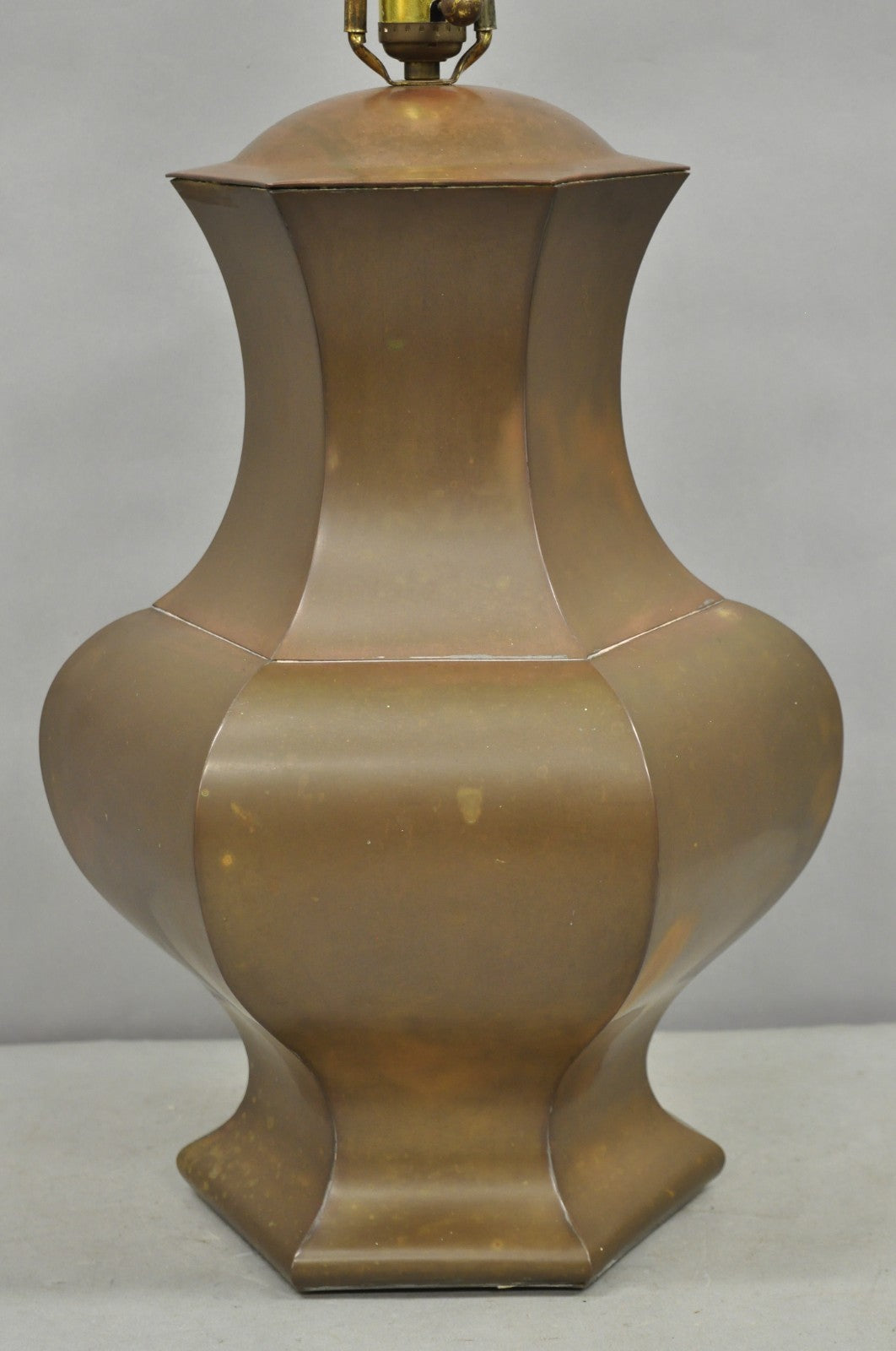 Vintage Chinoiserie Patinated Copper Hexagonal Oriental Ginger Jar Table Lamp