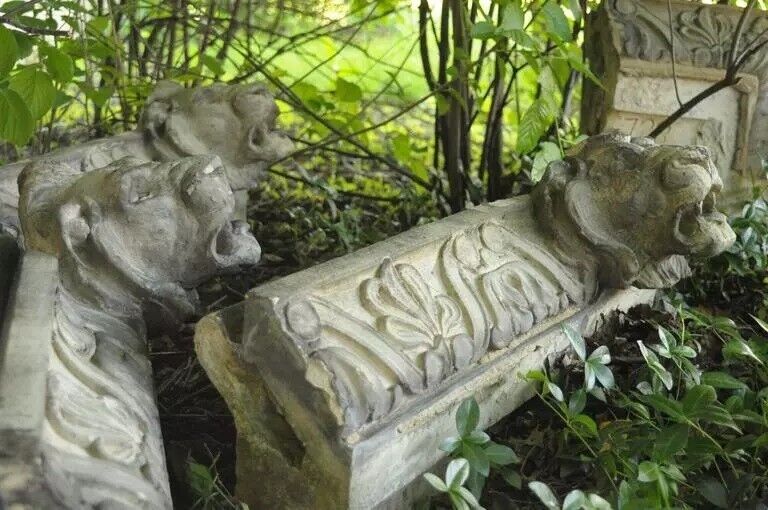 19th C. Terracotta Lion Head Regency Style Building Garden Architectural Element