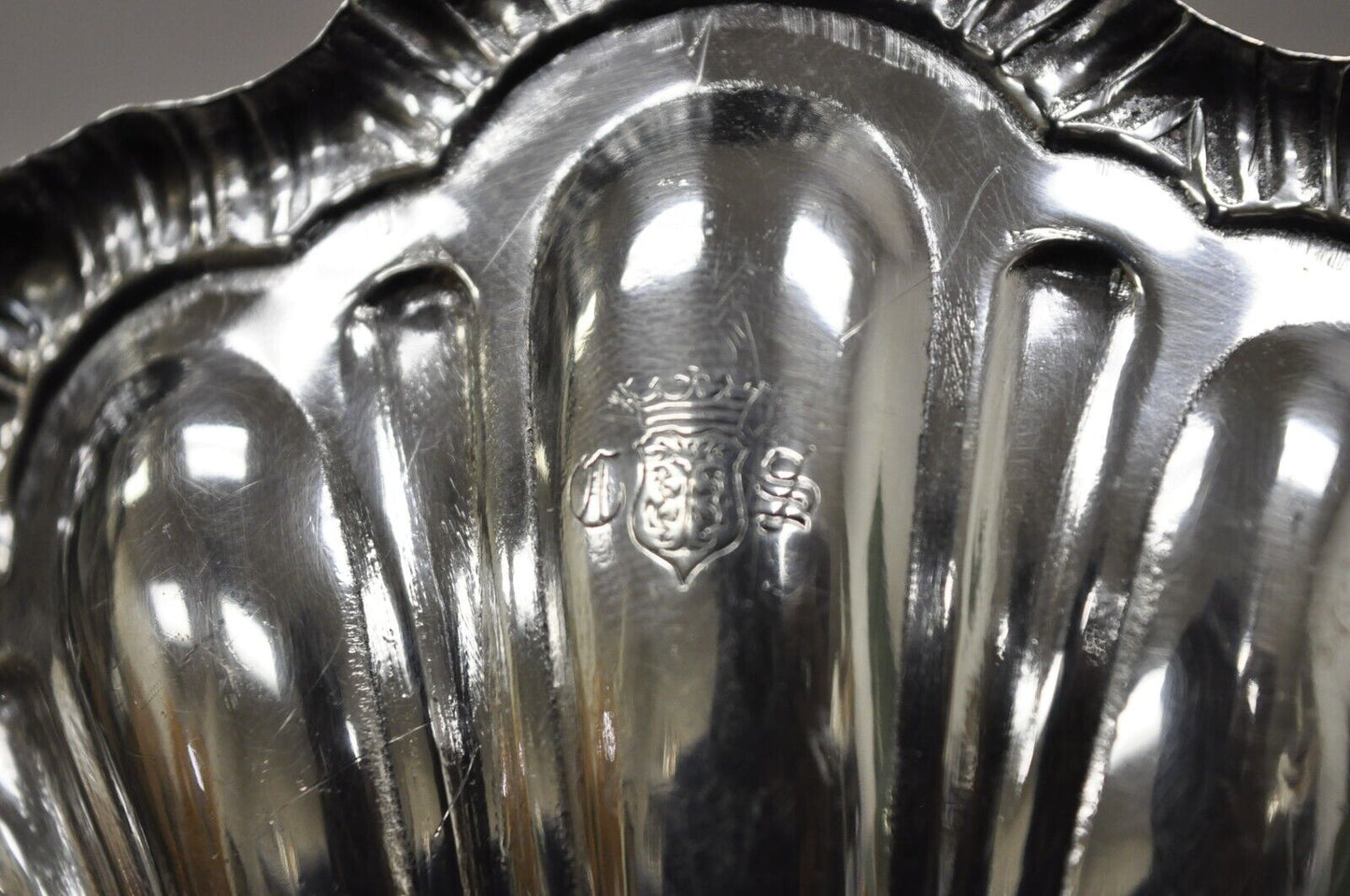 Vintage English Victorian Silver Plated Clam Shell Trinket Dish On Dolphin Feet
