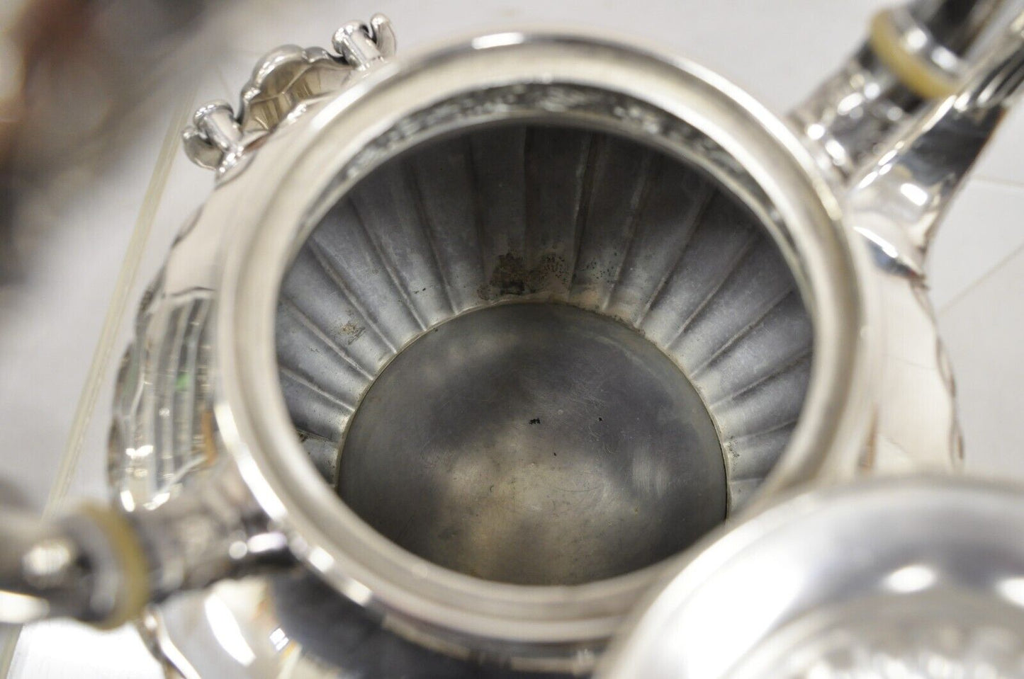 Antique Reed & Barton 3221 Victorian Silver Plated Floral Repousse 6 Pc Tea Set