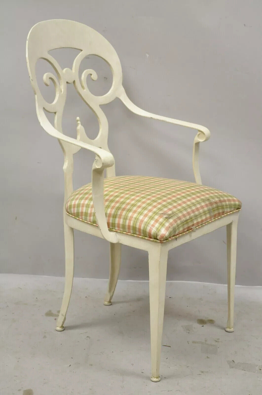Veneman Furn. Italian Regency Style Cast Aluminum Spade Back Saber Leg Arm Chair