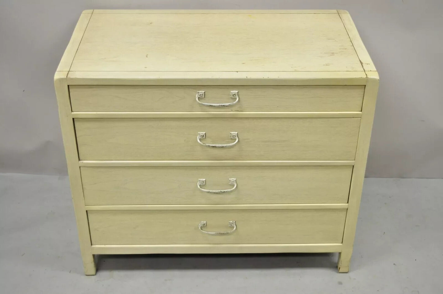 Vintage Sligh Mid Century Modern 4 Drawer Cerused Painted Bachelor Chest Dresser