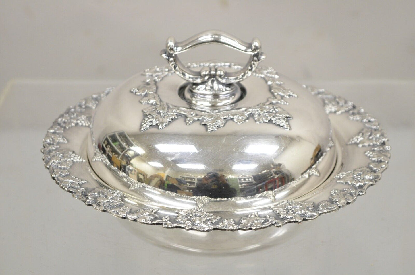 Vintage Paul Revere Silver Co Round Silver Plated Covered Vegetable Serving Dish