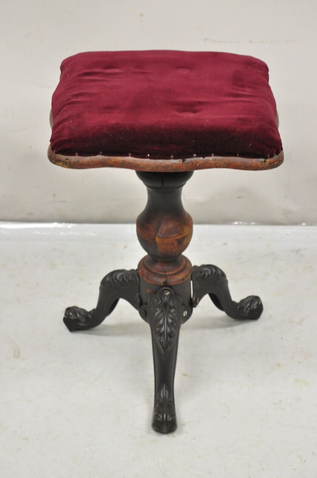 Antique American Victorian Cast Iron and Wood Tripod Pedestal Adjustable Stool