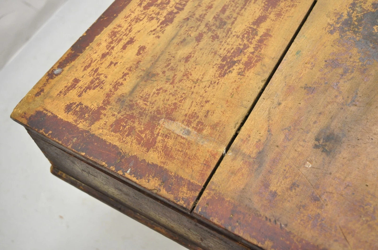 Antique American Primitive Wooden Distressed Paint Crafts Organizer Parts Box