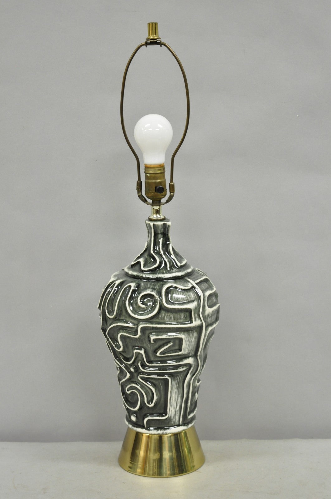 Vintage Mid Century Modern Grey Glazed Ceramic Geometric Aztec Brass Table Lamp