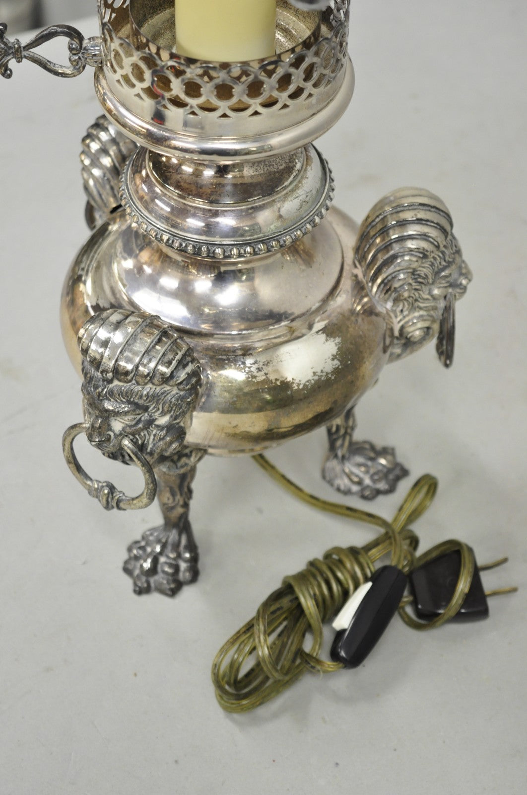 Antique English Regency Silver Plated Converted Oil Lamp Lion Mounted Table Lamp