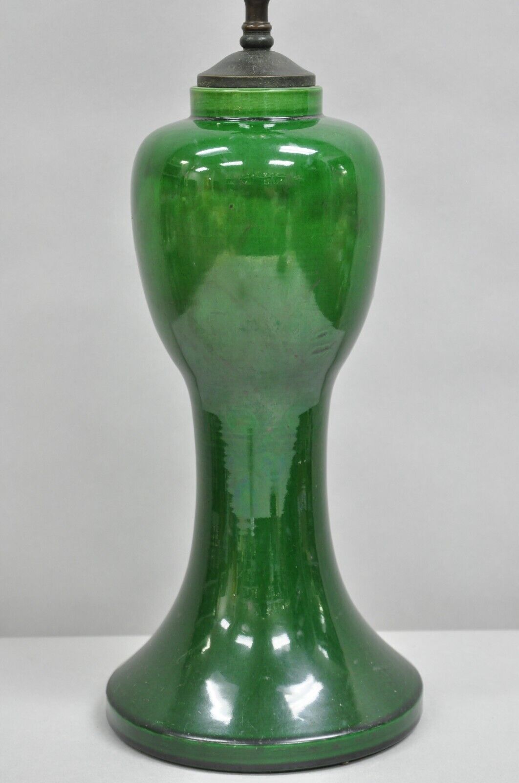 Antique Chinoiserie Japanese Ceramic Pottery Green Bulbous Vase Table Lamp