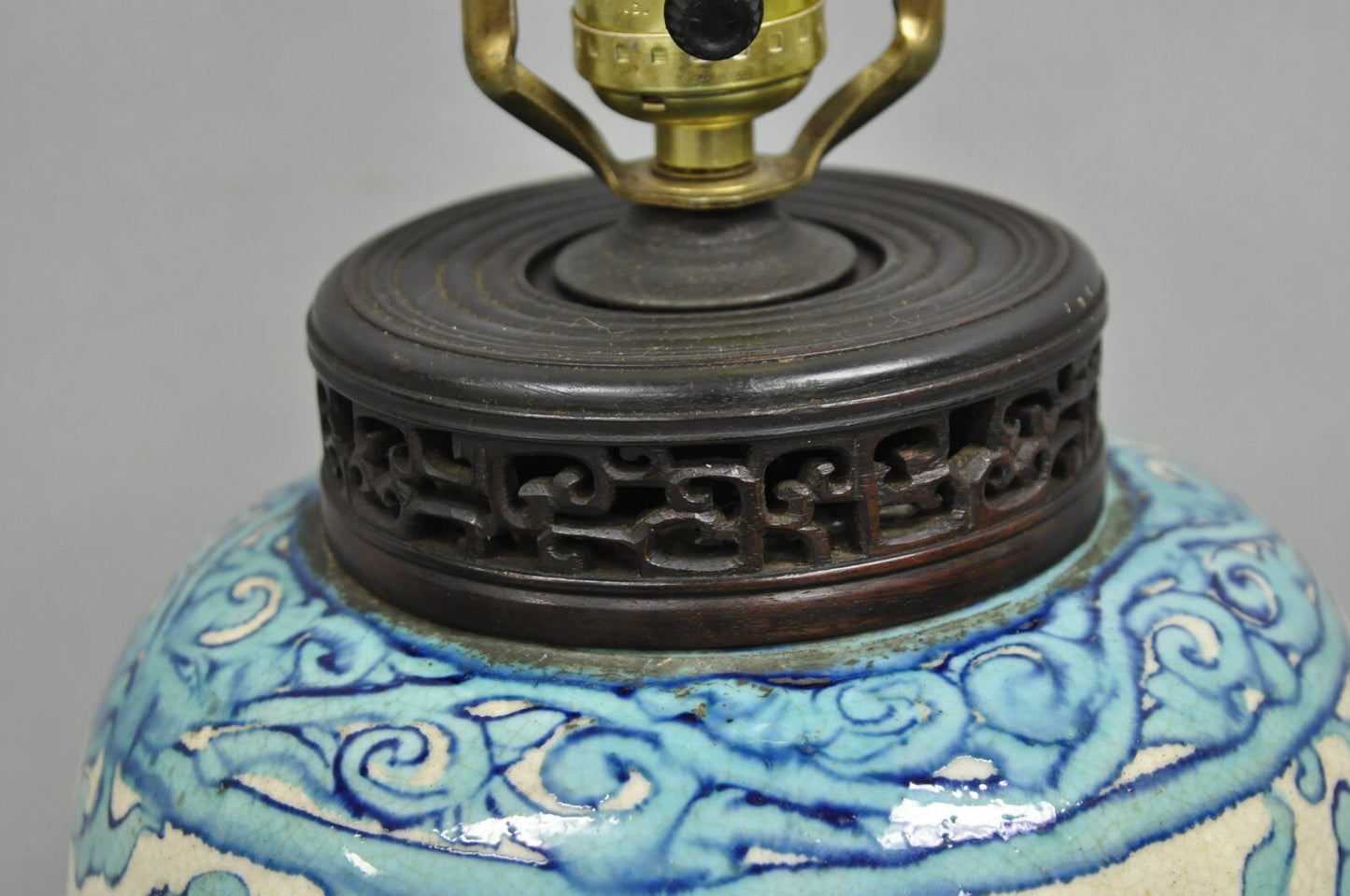 Antique Chinoiserie Chinese Porcelain Blue Ginger Jar Oriental Table Lamp