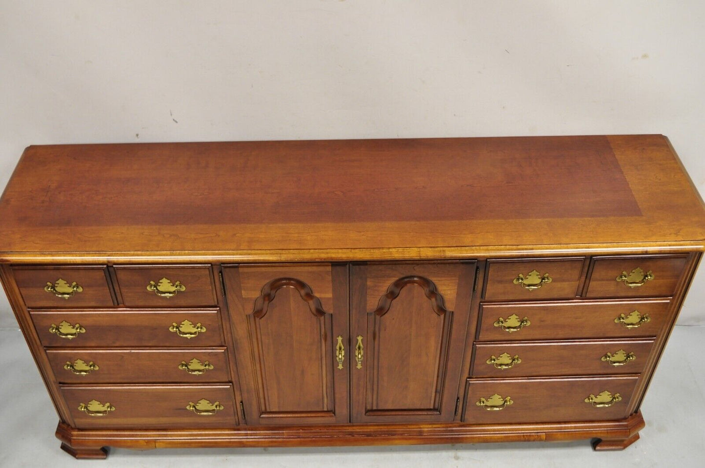 Stanley American Craftsman Cherry Wood Lexington Hutch China Display Cabinet