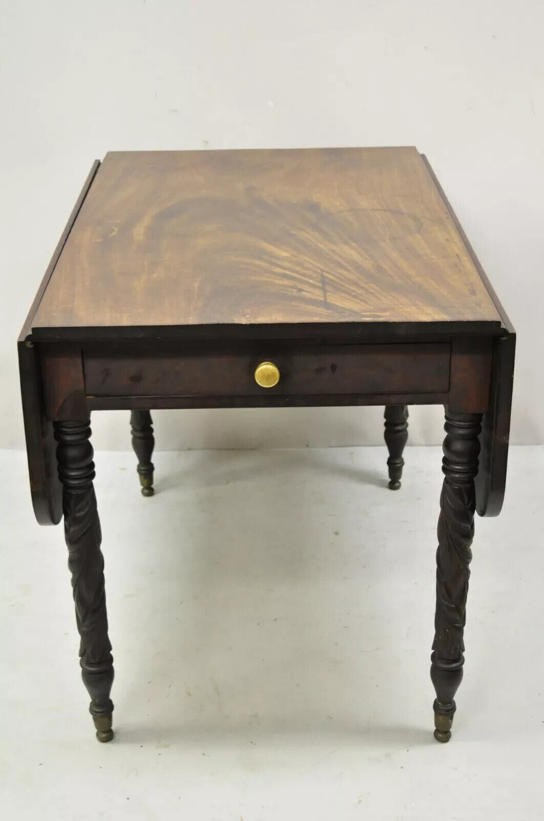 19th Century American Sheraton Mahogany Drawer Drop Leaf Breakfast Dining Table