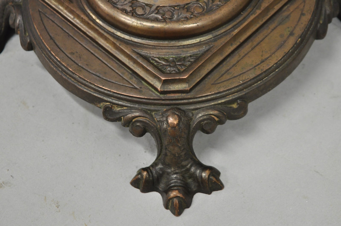 Antique Gothic Renaissance Oscar Bach Style Bronze Paw Foot Pole Floor Lamp