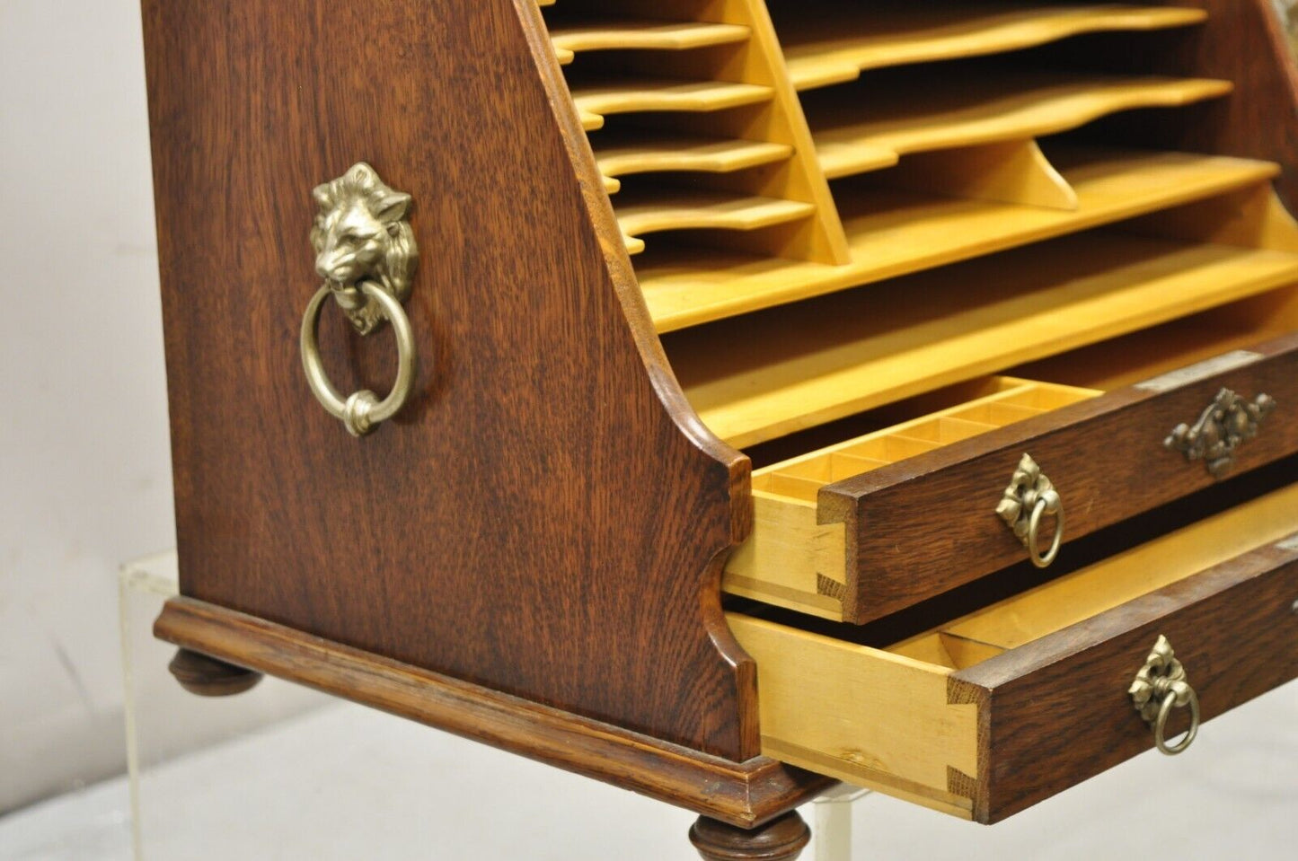 Antique English Victorian Oak Wood Desktop Portable Lap Desk Letter Holder