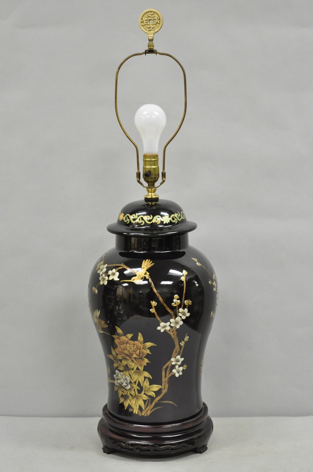 Vintage Chinoiserie Oriental Chinese Black Porcelain Large Ginger Jar Table Lamp