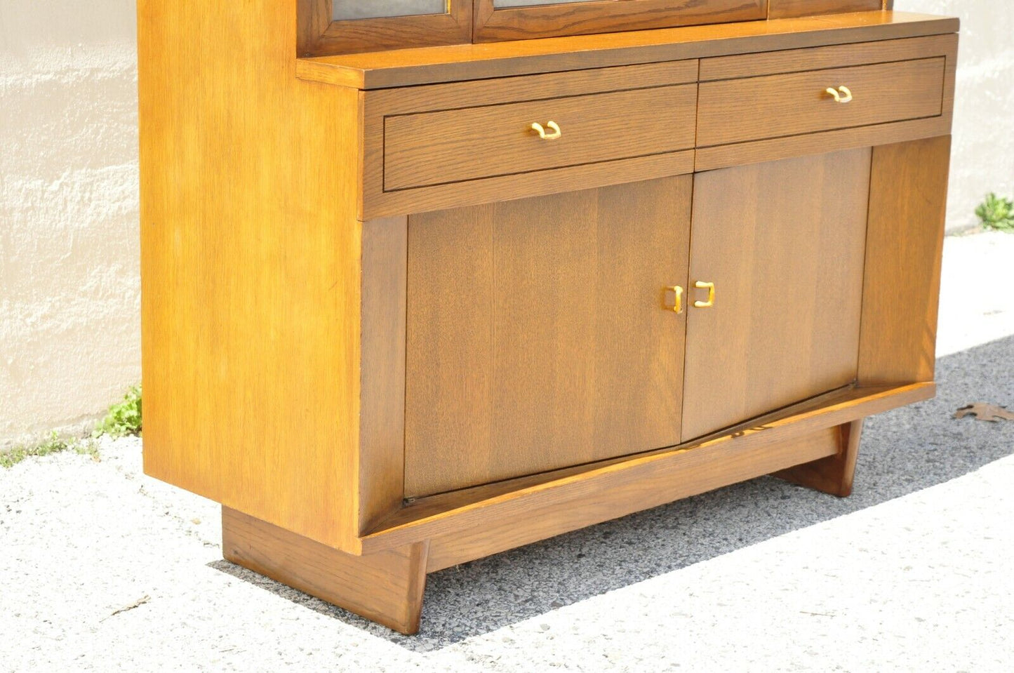 Raymond Loewy Mengel Mid Century Modern Sculpted Oak China Cabinet