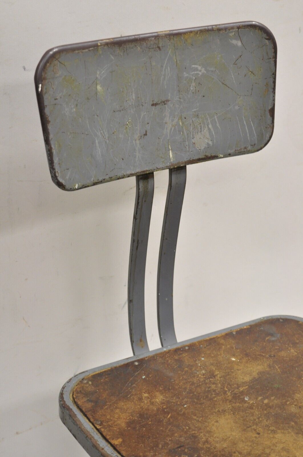 Vintage Royal Metal Steel Industrial Factory Worker Adjustable Stool Chair 2 Pcs