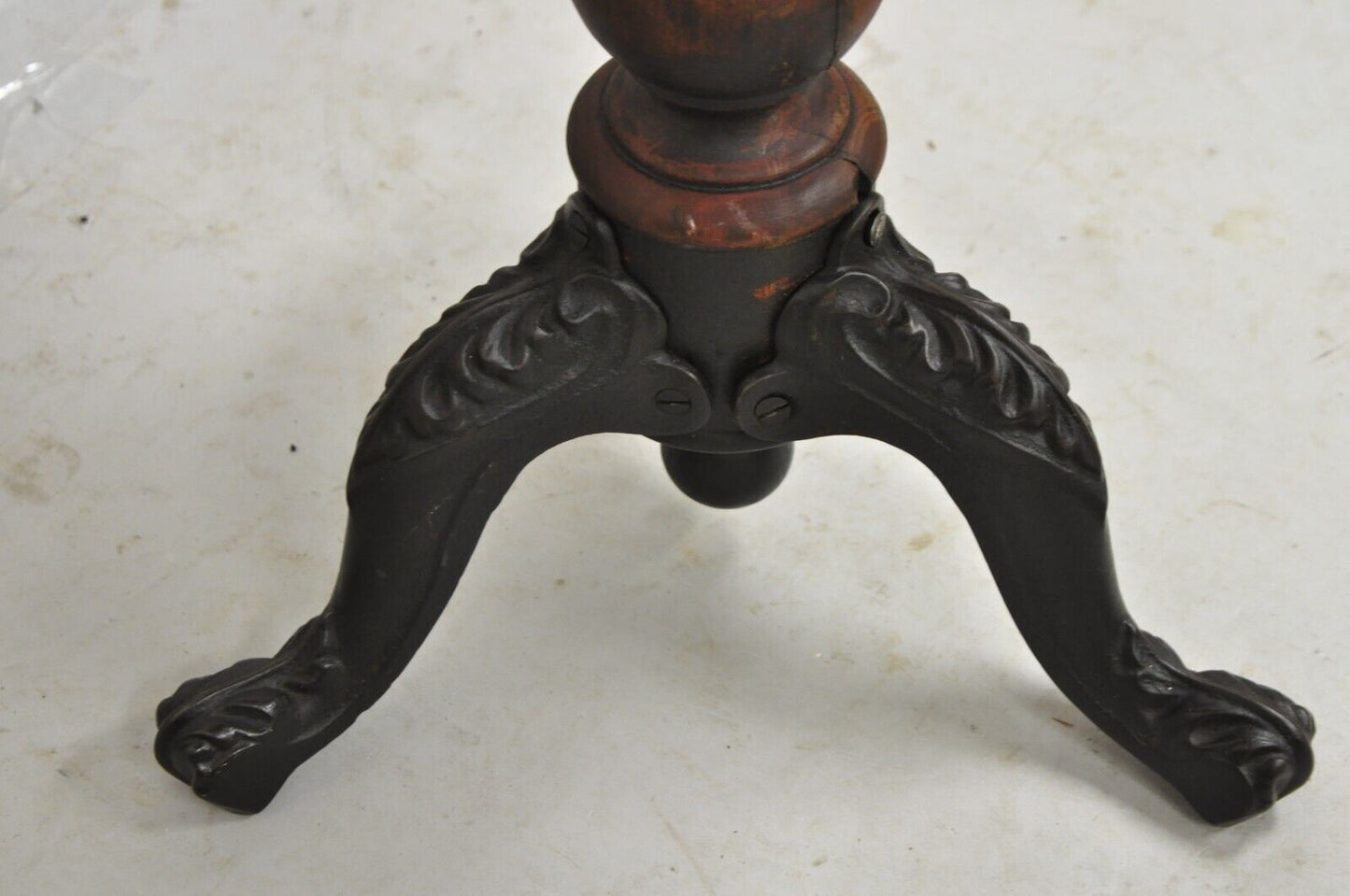 Antique American Victorian Cast Iron and Wood Tripod Pedestal Adjustable Stool