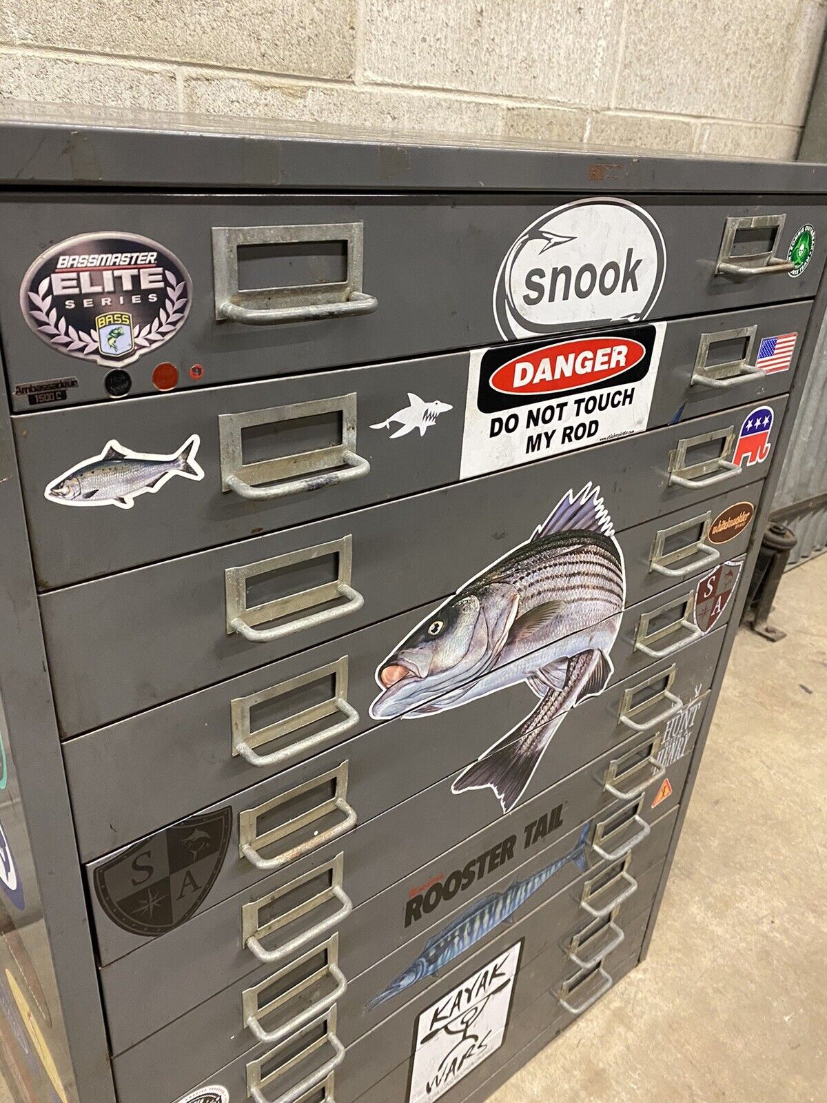 Vintage Steel Metal 11 Drawer Garage Fish Tackle Box Tool Chest Parts Cabinet