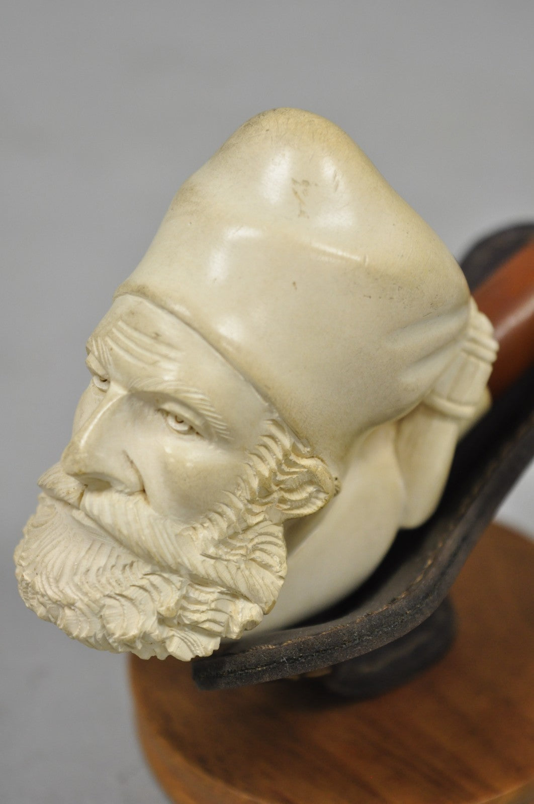 Vintage Turkish Meerschaum Figural Hand Carved Bearded Man Pipe on Walnut Stand