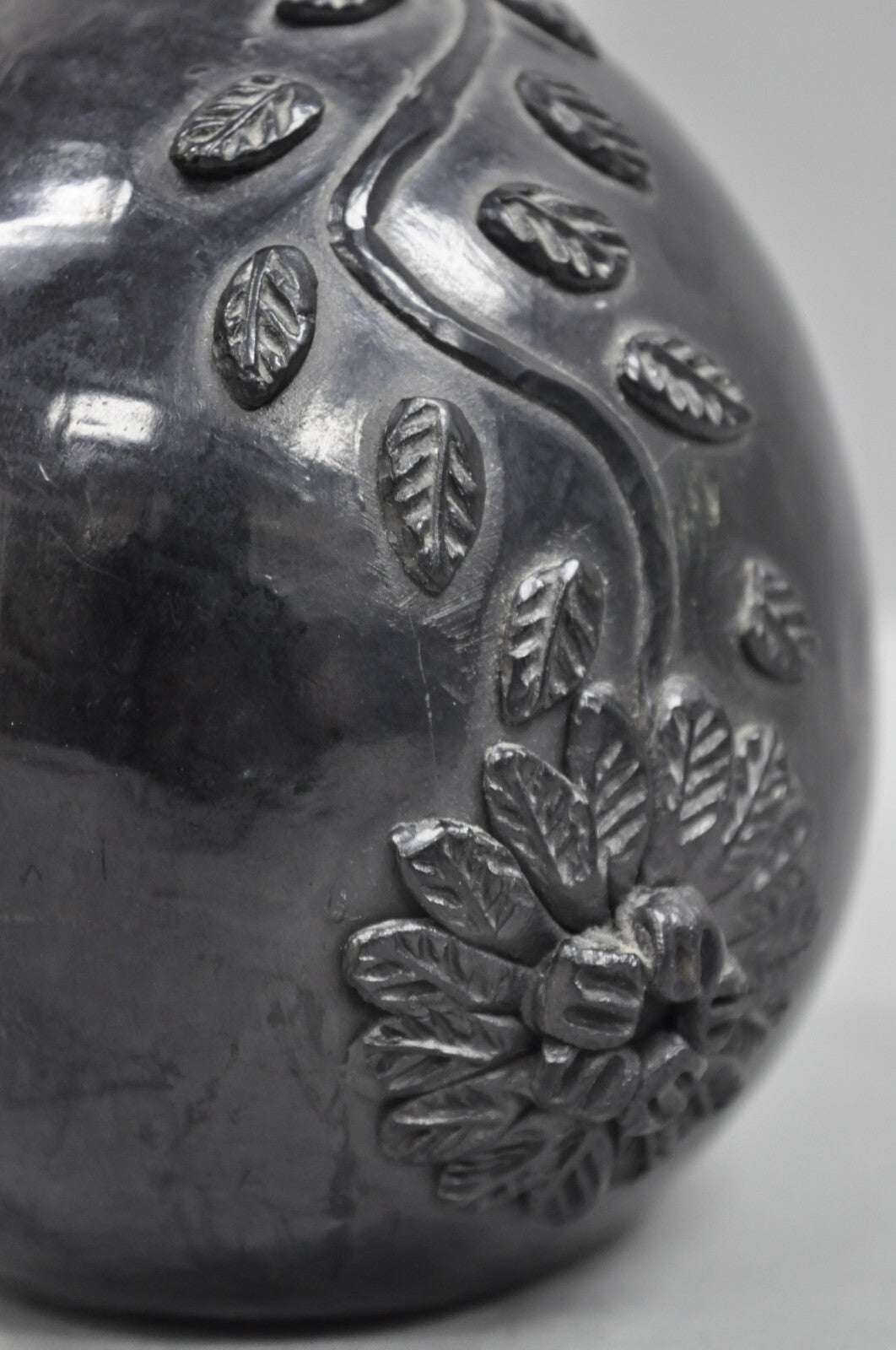 Dona Rosa Barro Negro Black Pottery 5" Flower Bud Vase Mexico Mid Century Modern