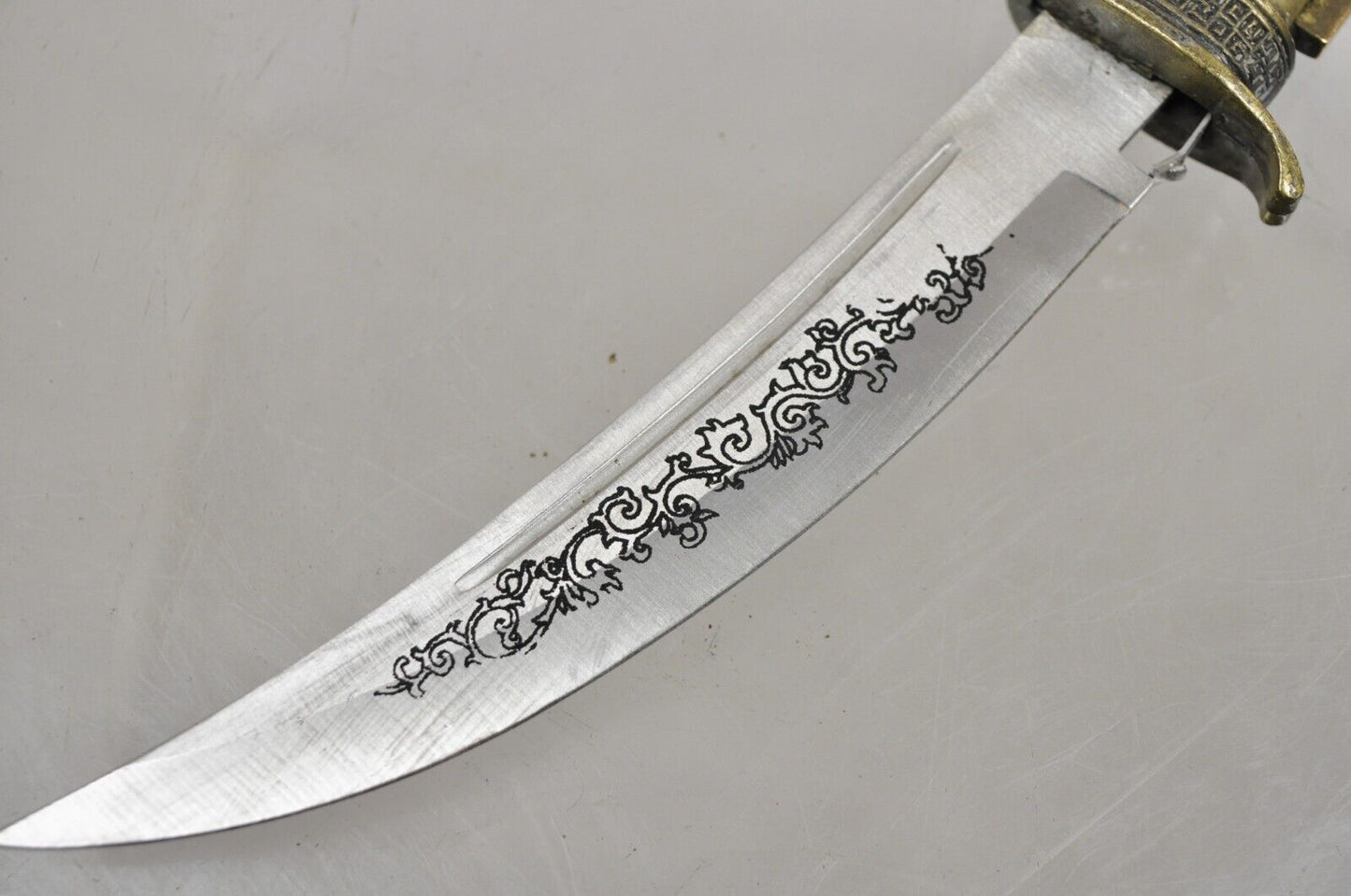 Decorative Persian Arab Decorative Metal Dagger Knife in Sheath