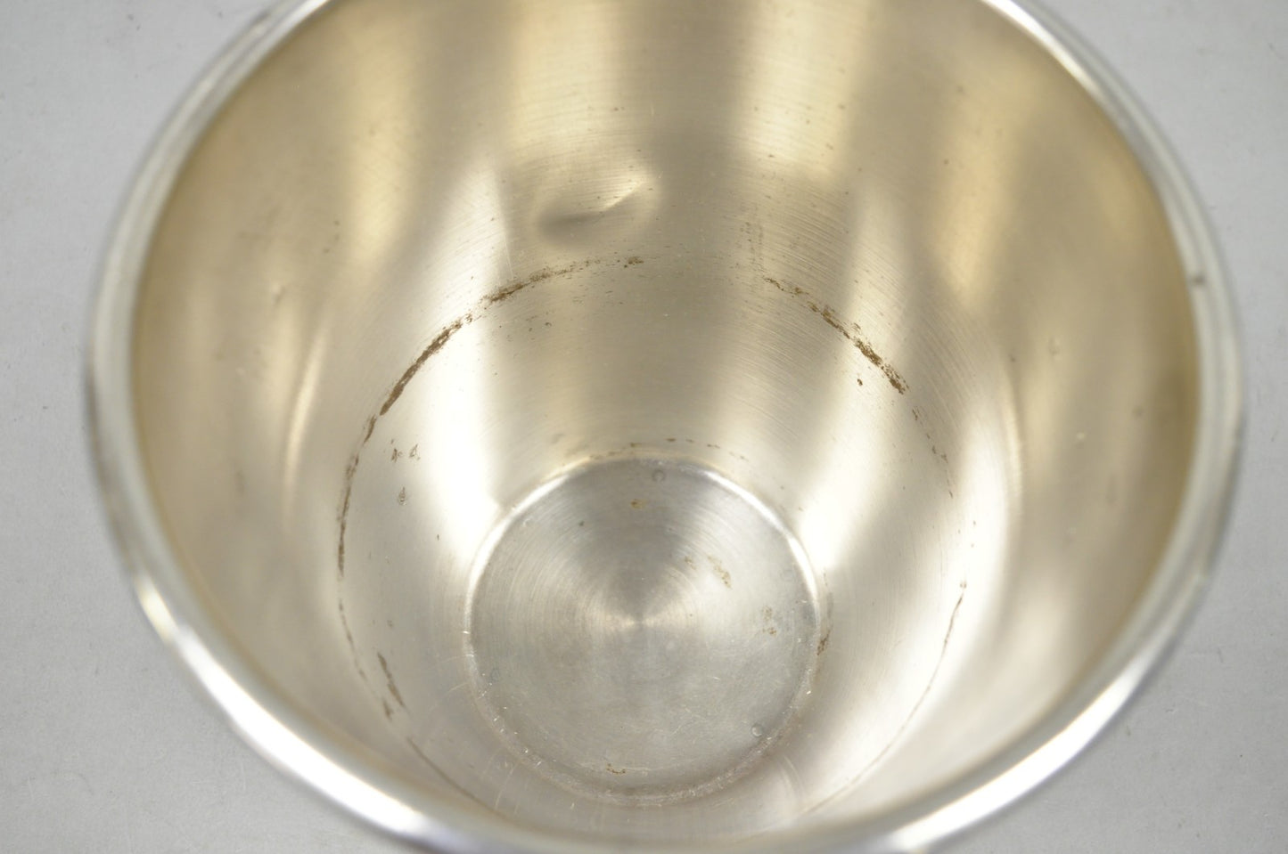 Oneida Mid Century Modern "Bullet" Silver Plated Champagne Chiller Ice Bucket