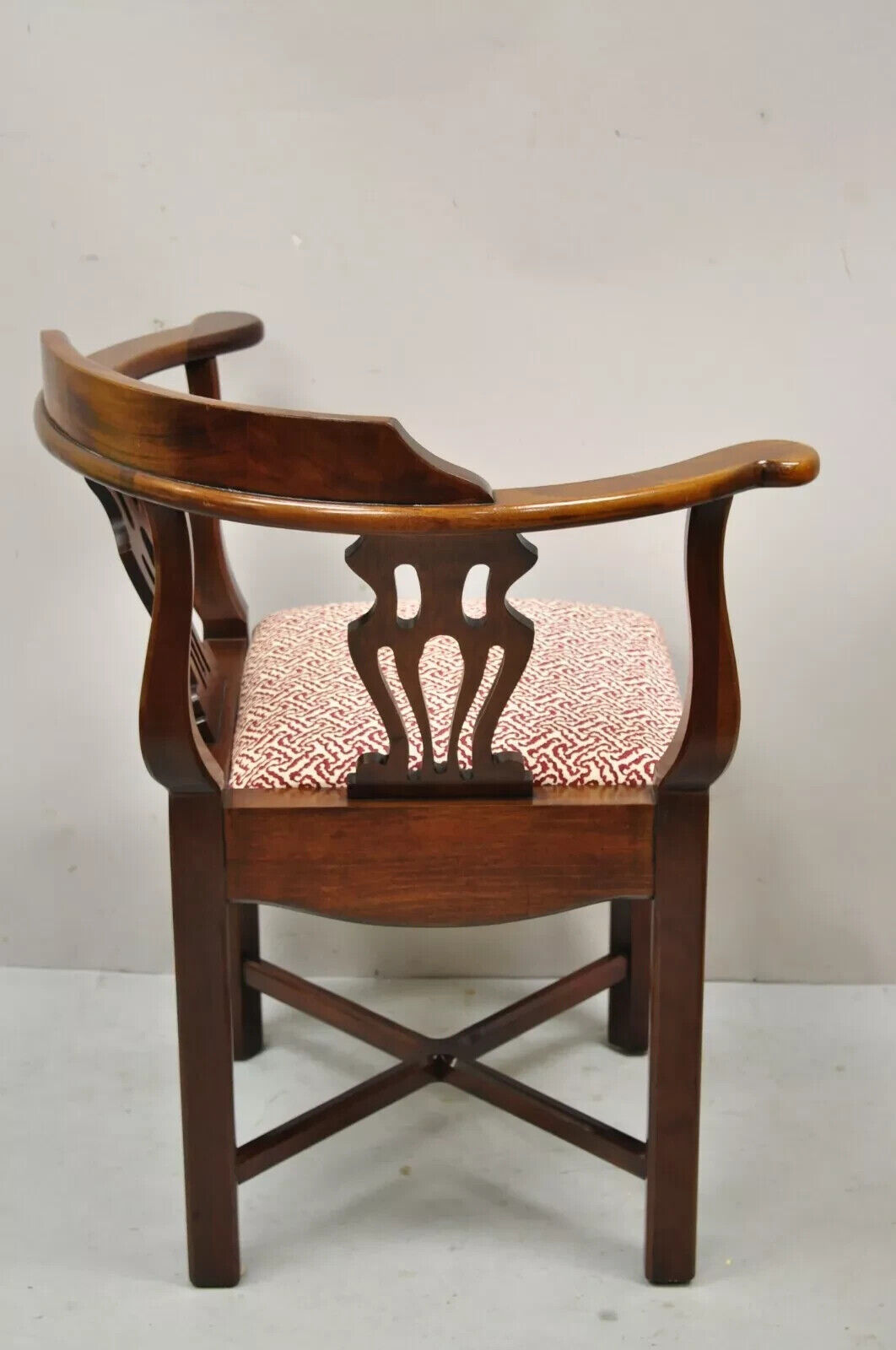 Vintage Mahogany Georgian Chippendale Style Corner Chair by Statesville Ross
