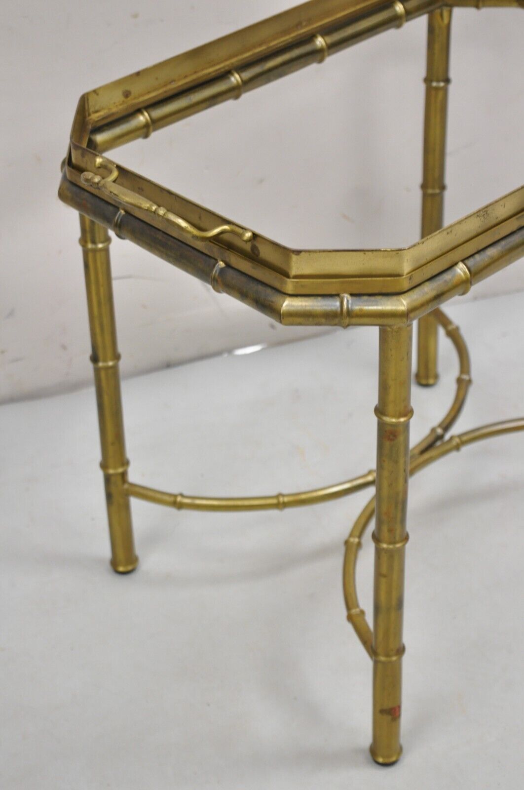 Vintage Italian Hollywood Regency Brass Faux Bamboo Tray Top Accent Side Table