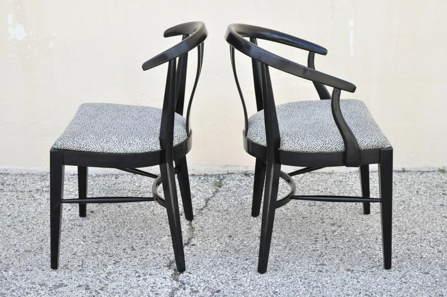 Mid Century Modern Black Lacquer Wishbone Dining Chairs by Blowing Rock Set of 6