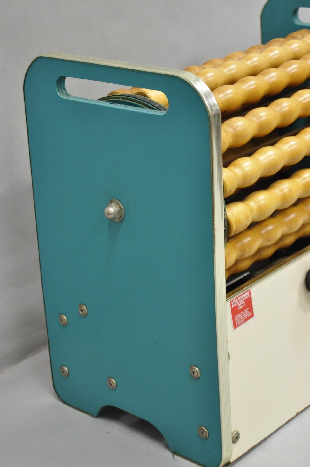 Vintage Vita Master Wood Roller Massager Model VMRL-3 Turquoise Blue - Works