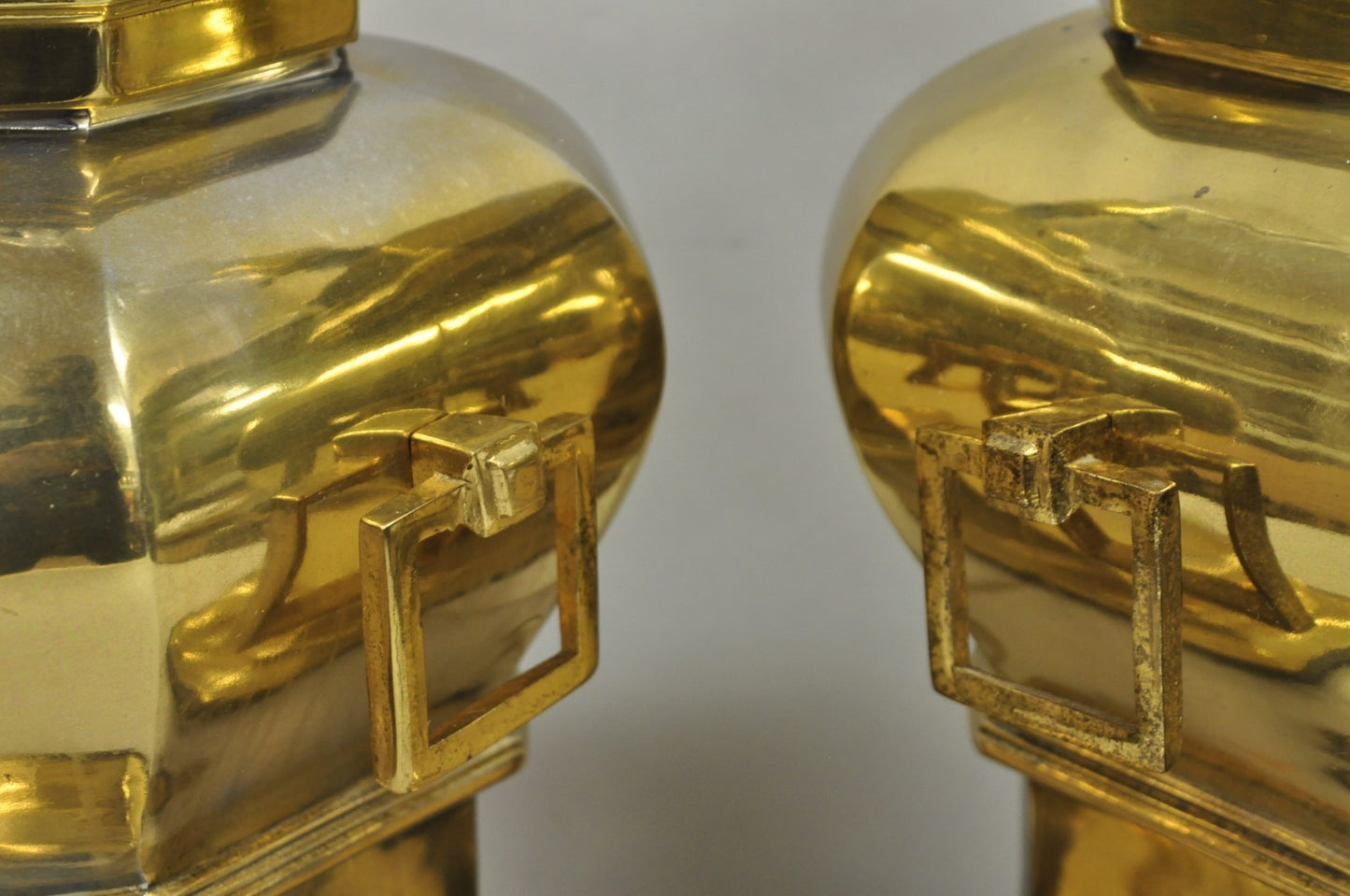 Vintage Chinoiserie Chinese Ginger Jar Brass Plated Metal Table Lamps - a Pair