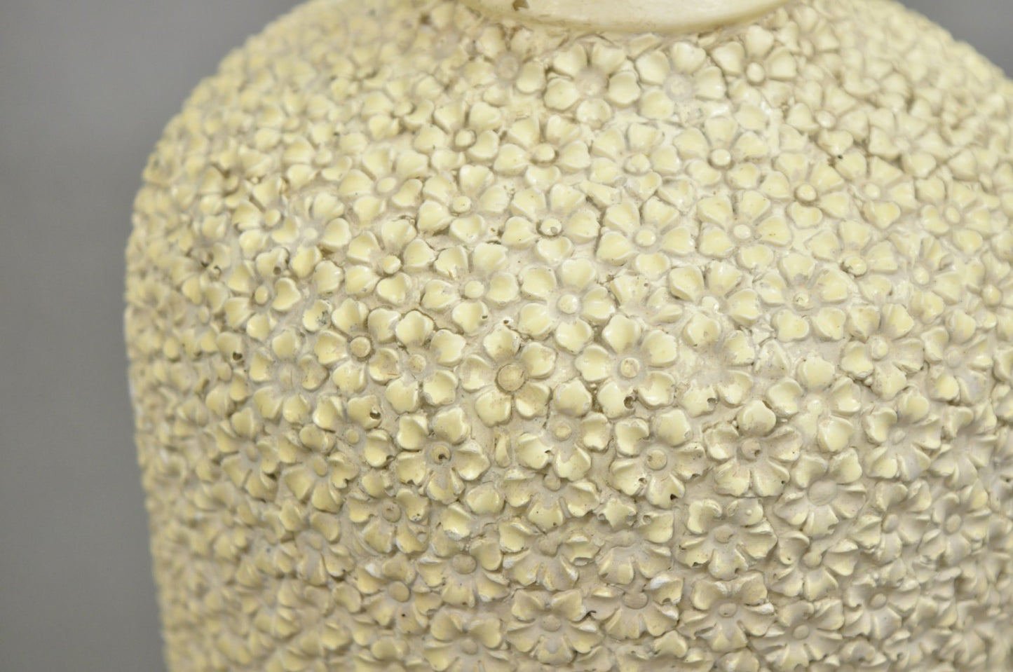 Vintage Mid Century Danish Modern FAIP Plaster Ceramic Daisy Flower Table Lamp