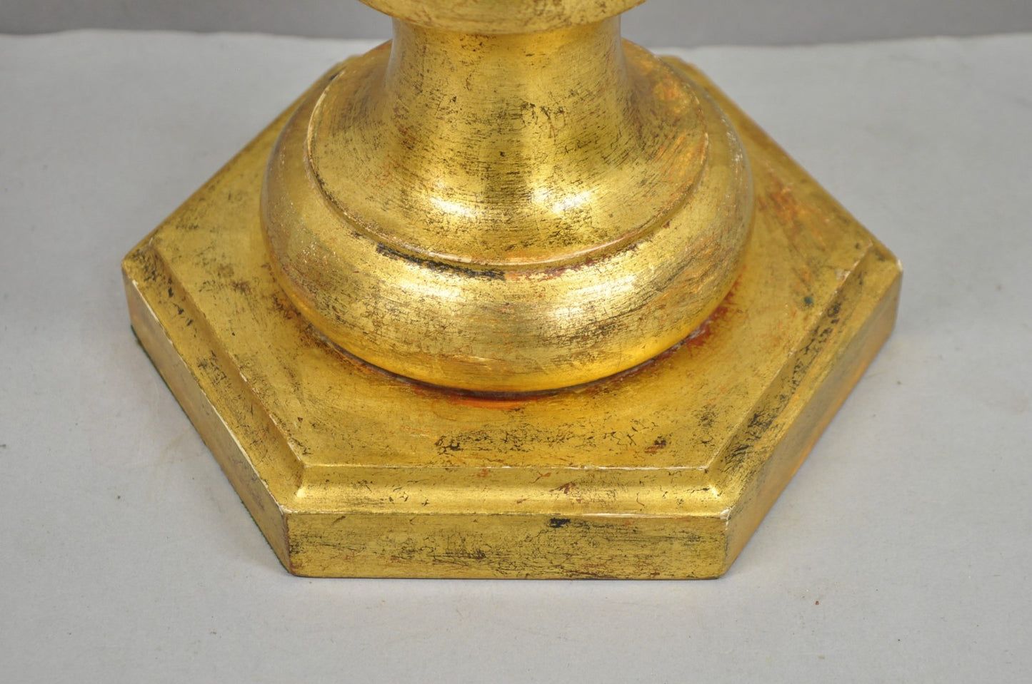 Vintage Italian Neoclassical Style Gold Giltwood Empire Urn Form Table Lamp