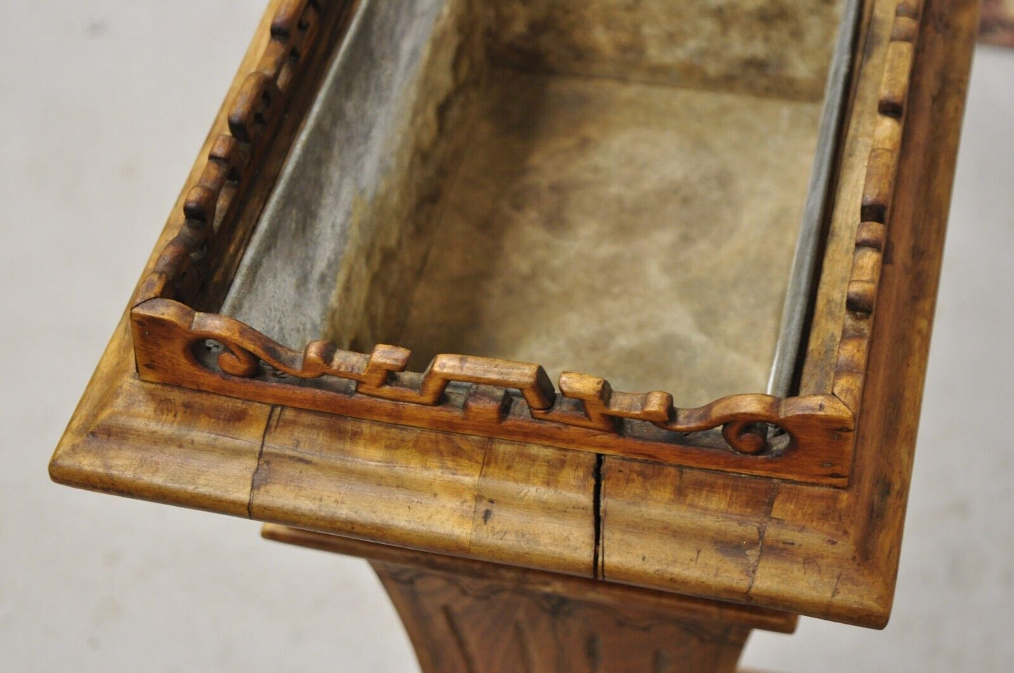 Vintage Carved Teak Wood Fretwork Figural Cornucopia Chinese Plant Stand Planter