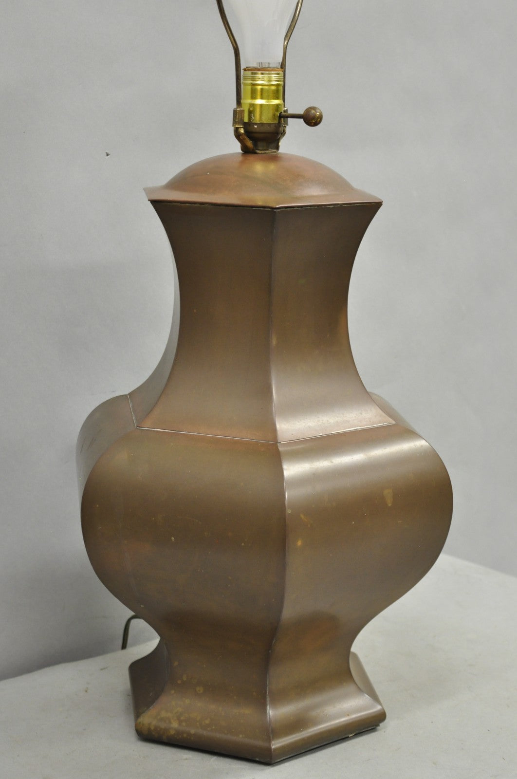 Vintage Chinoiserie Patinated Copper Hexagonal Oriental Ginger Jar Table Lamp
