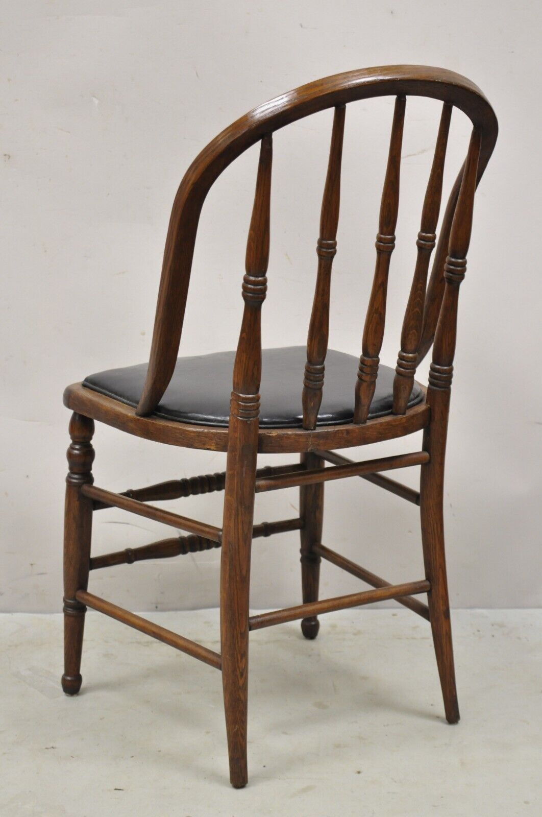 Antique Oak Wood Bowed Windsor Dining Side Chair by Northwestern Mfg.