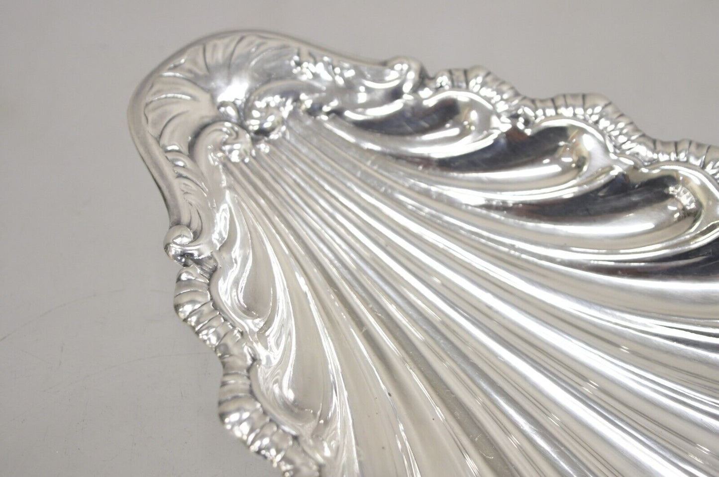 Vintage English Victorian Silver Plated Clam Shell Trinket Dish On Dolphin Feet