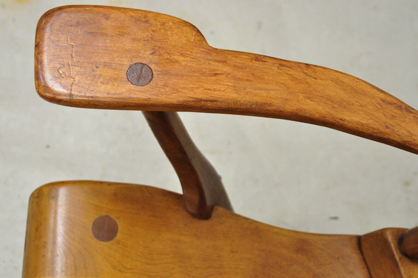 Vintage Sikes Co Maple Wood American Colonial Style Rocker Rocking Chair (B)