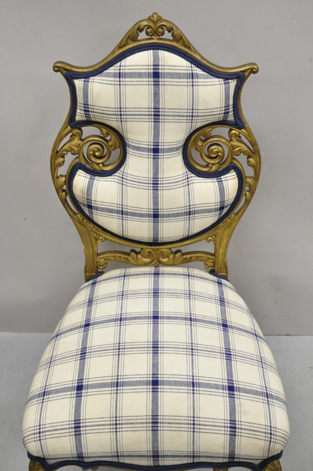 Antique French Victorian Gold Giltwood Scroll Carved Accent Side Chair