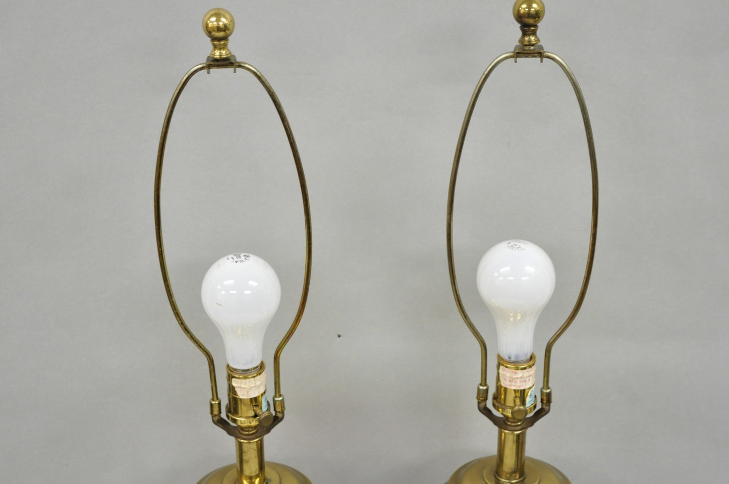 Vintage Ethan Allen Brass Jardiniere Tulip Flower Chinoiserie Table Lamps a Pair