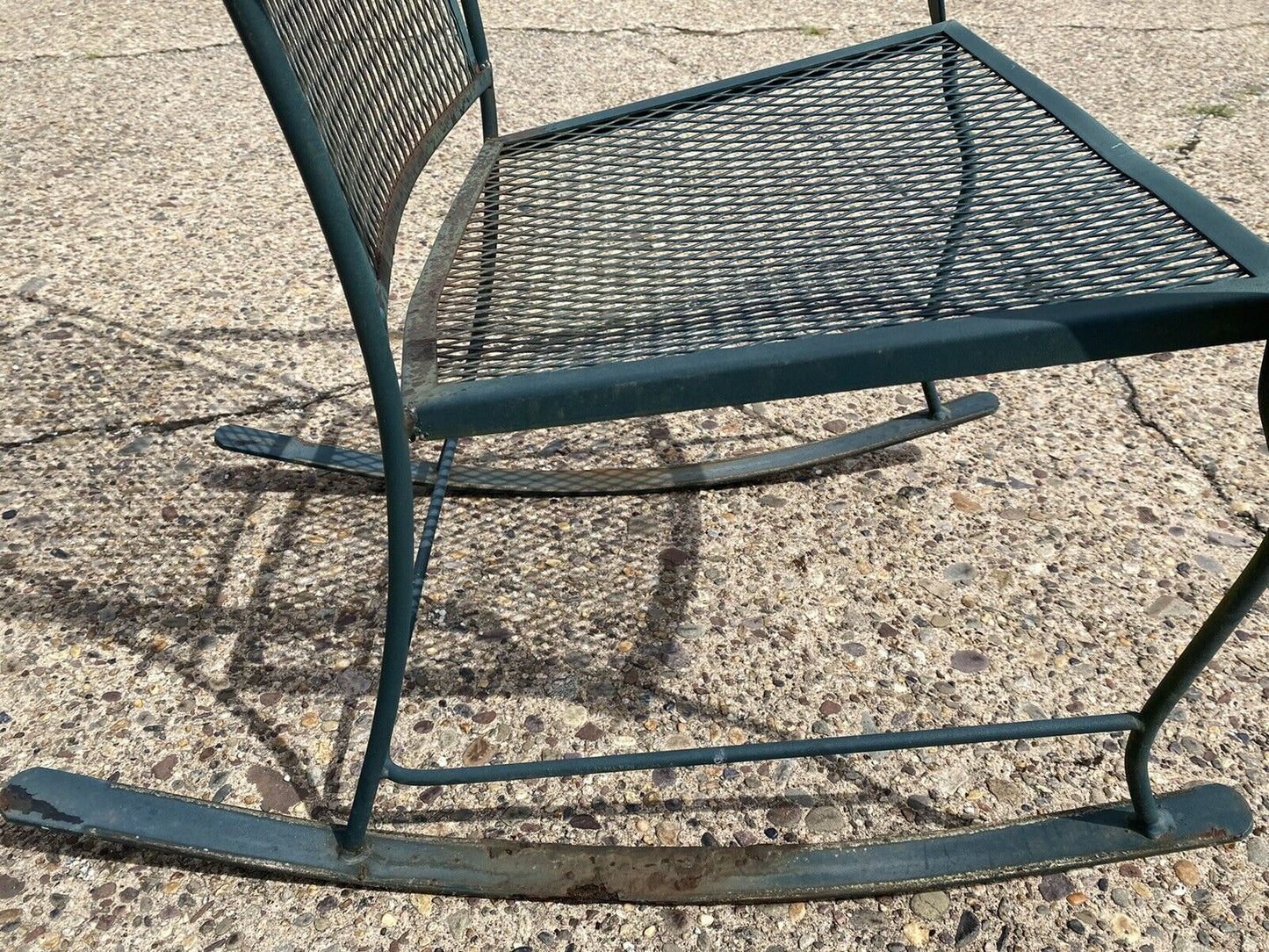 Vintage Wrought Iron Victorian Style Green Garden Patio Rocker Rocking Chair