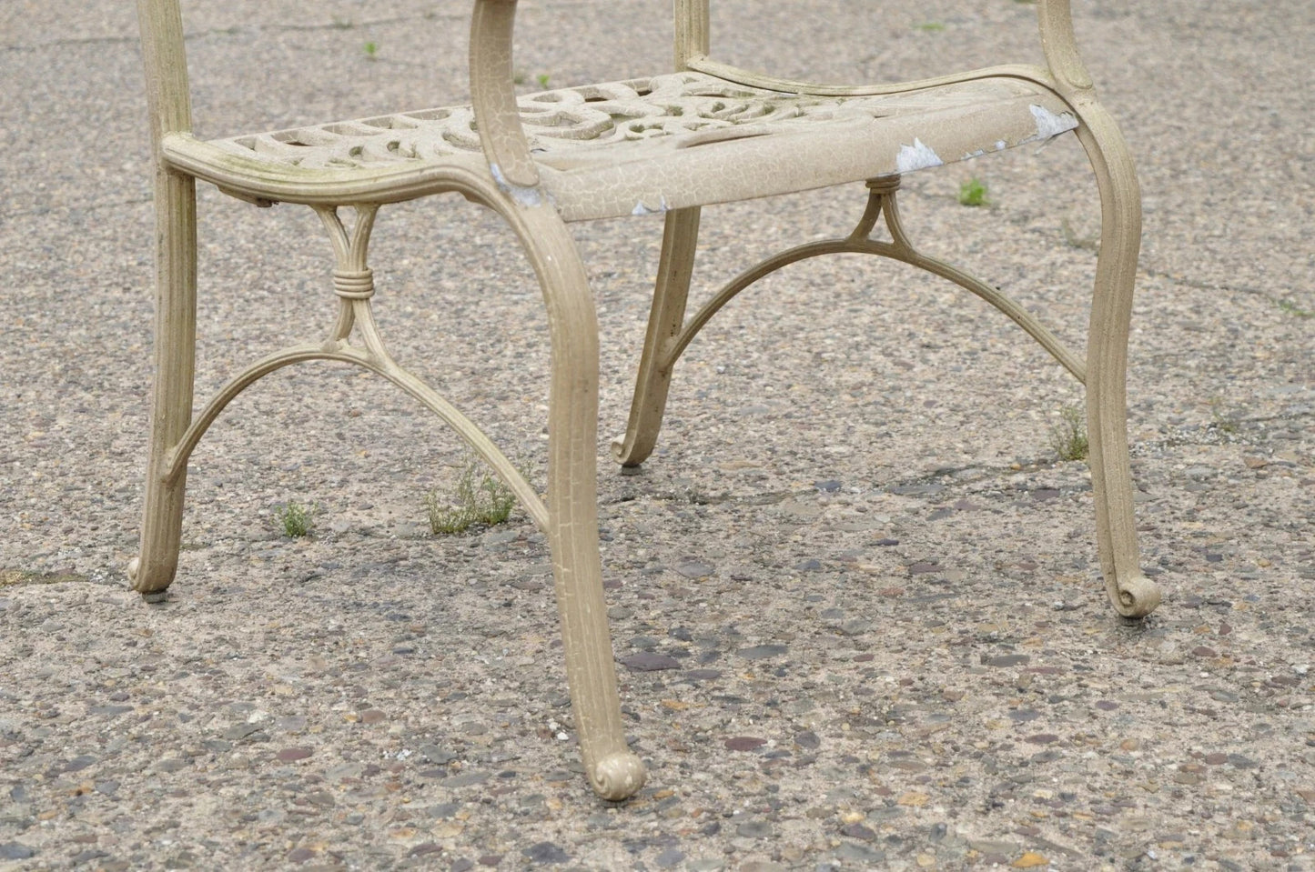 Cast Aluminum Leafy Scroll Outdoor Patio Dining Arm Chairs - Set of 4