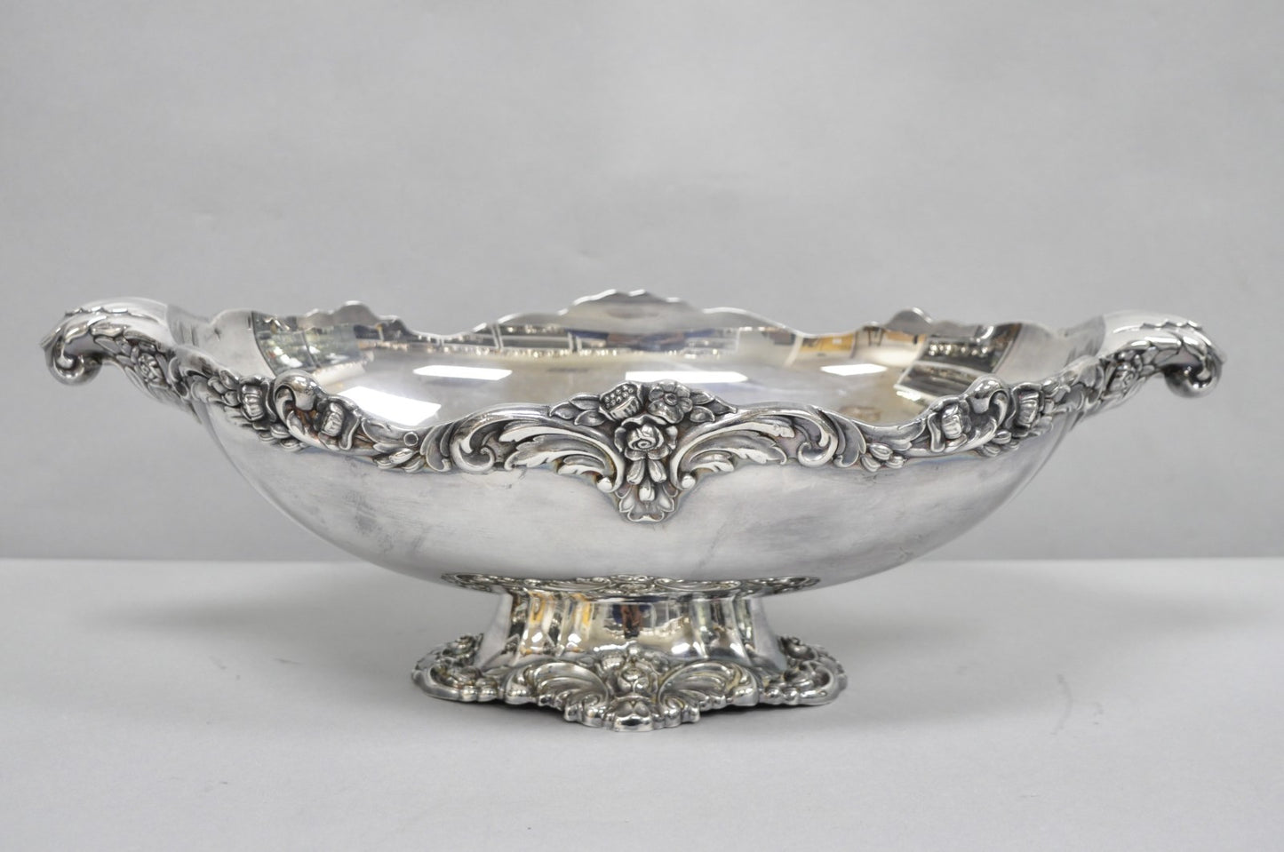 Vintage Lunt Victorian Silver Plated Oval Pedestal Base Rose Pattern Fruit Bowl