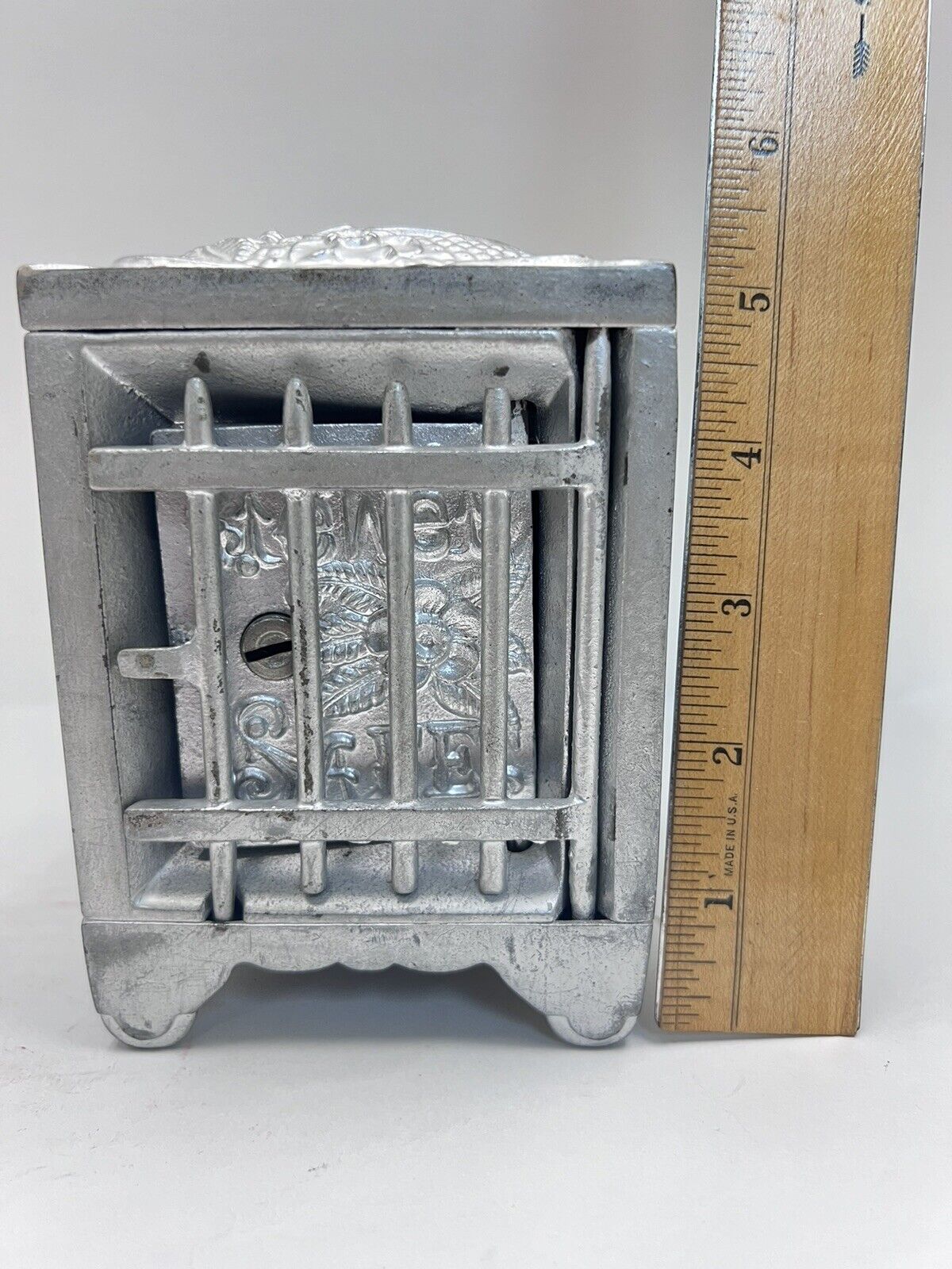 Rare Vintage J.E. Stevens Jewel Bank Cast Iron Safe (With Key)