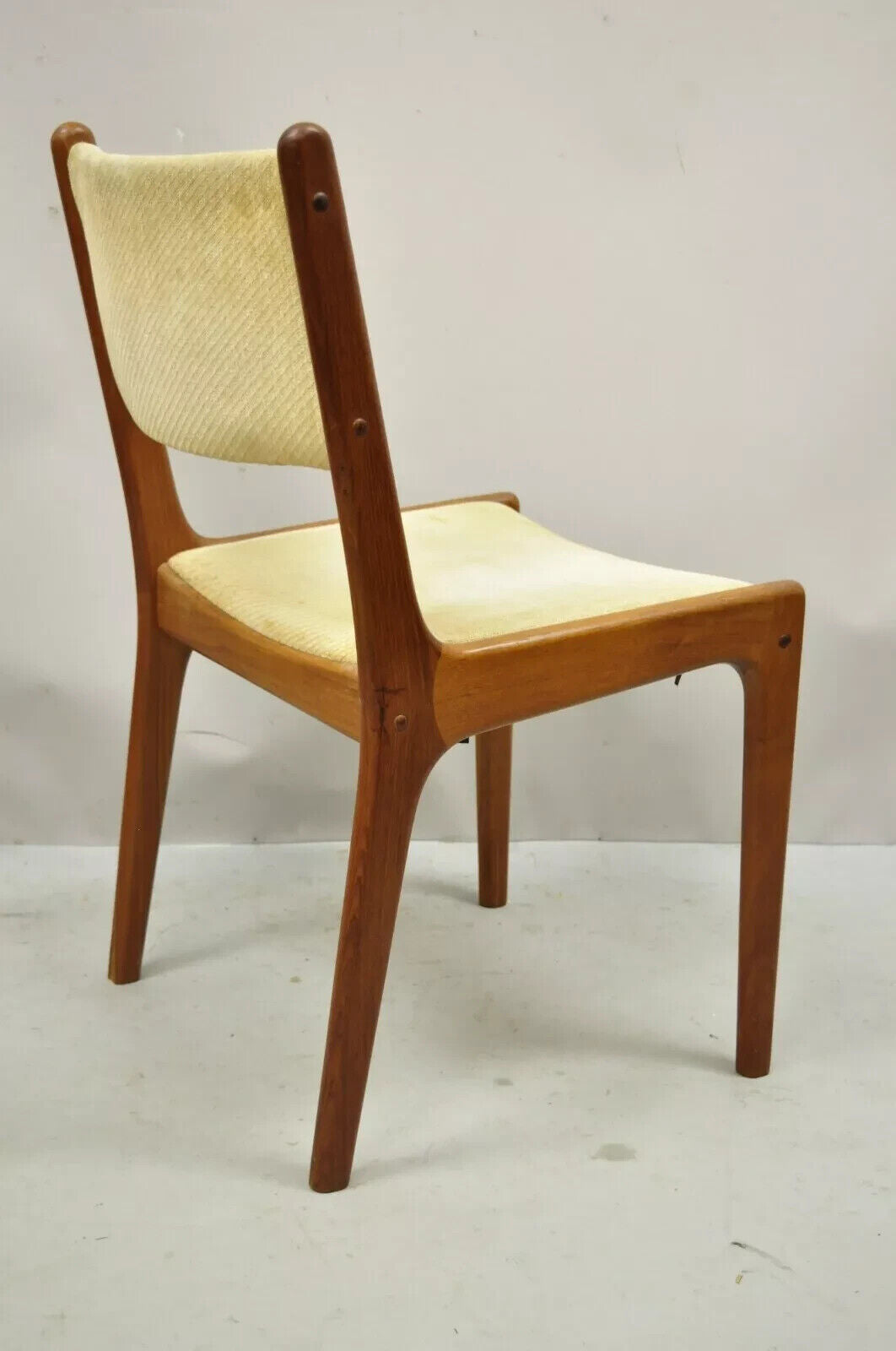 Vintage Mid Century Modern Danish Style Teak Wood Dining Chair by Sun Furniture